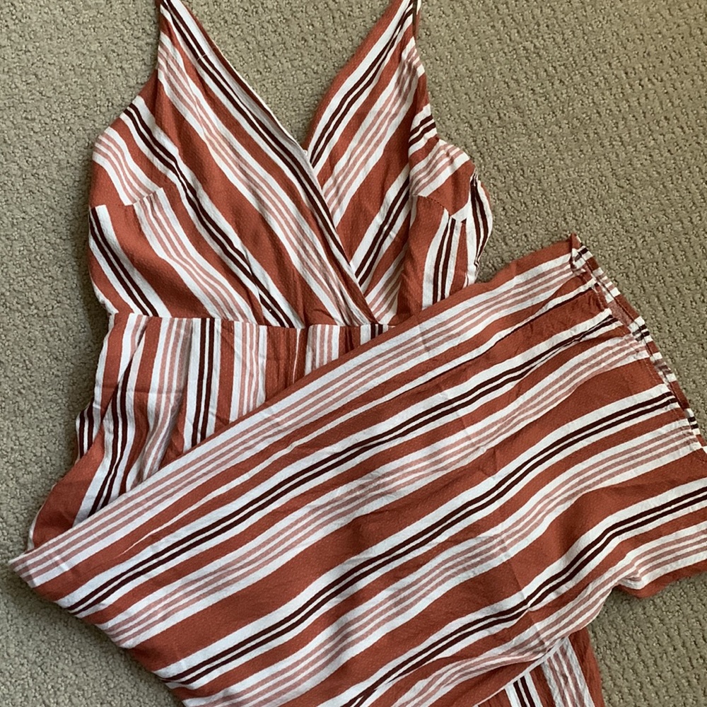 Dress Forum M jumper.  Lined bodice with adjustable straps. Excellent condition